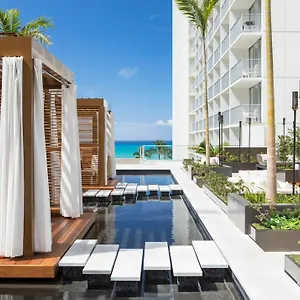 5* מלון 'alohilani Waikiki